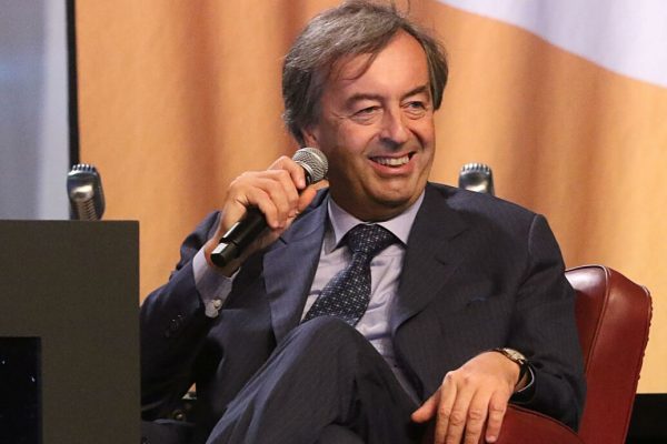 Il professor Roberto Burioni intervistato da Matteo Renzi alla Leopolda a Firenze, 20 ottobre 2018.
ANSA/CLAUDIO GIOVANNINI