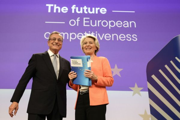 epa11594263 European Commission President Ursula Von der Leyen (R) and former Italian prime minister Mario Draghi attend a joint press conference to present the final report on the future of EU competitiveness in Brussels, Belgium, 09 September 2024. Von der Leyen had announced the commissioning of this report to the former Italian prime minister Draghi in her speech on the 2023 State of the Union, when she made the future of Europe's competitiveness a priority, and committed to further?reduce administrative burden and strengthen the Single Market.  EPA/OLIVIER HOSLET